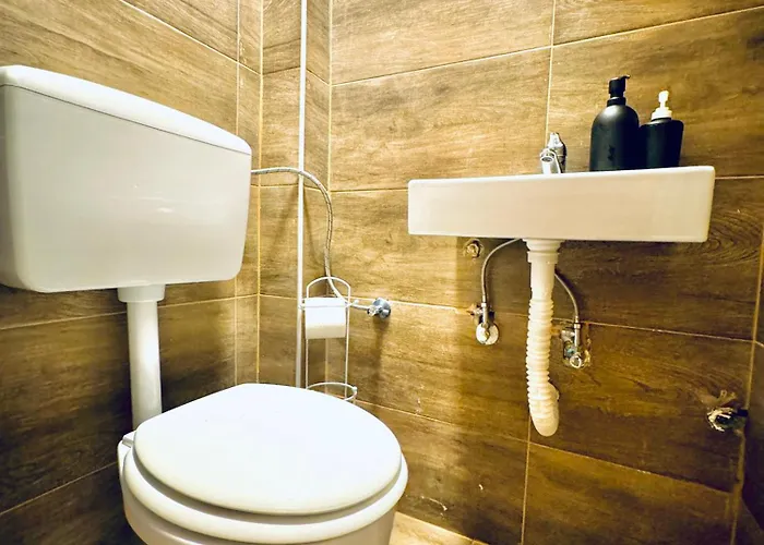 For 3 Steps From Fac Platz Appartement